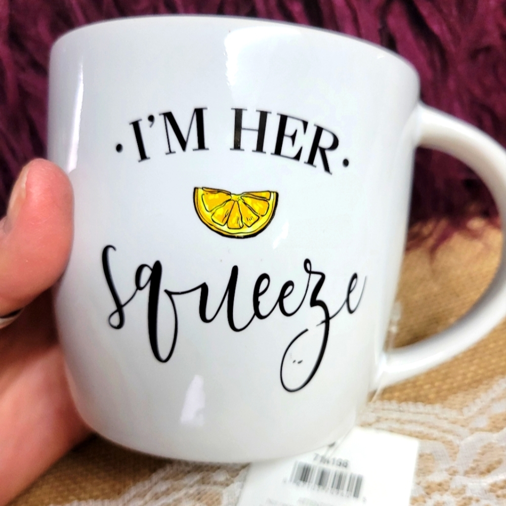 Ceramic coffee mug I'm her squeeze with a lemon Wedge